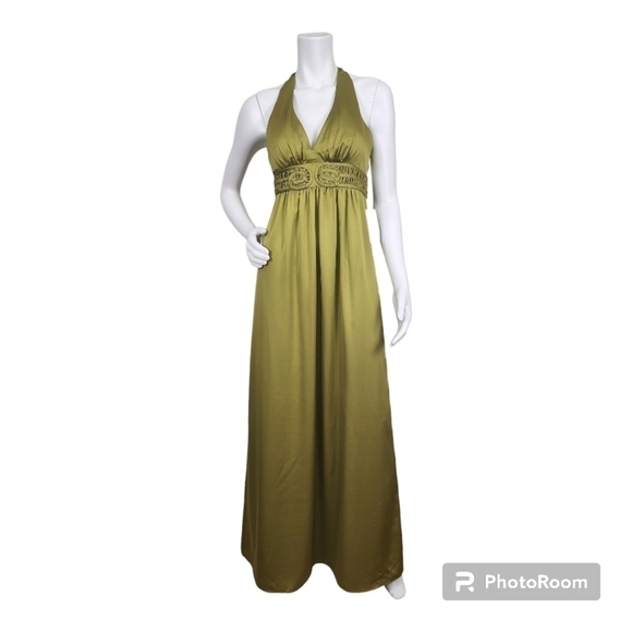 Max & Cleo Dresses & Skirts - NWT Max And Cleo Apple Halter Maxi Dress Size 4